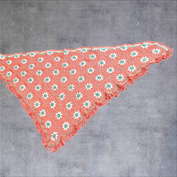 HANDMADE granny square shall NWOT - Picture 5 of 8